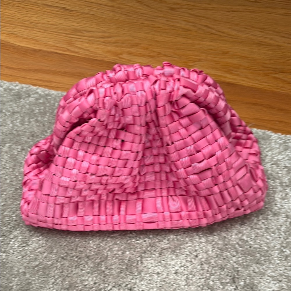 Maria la Rosa beautiful Pink Woven Clutch Bag